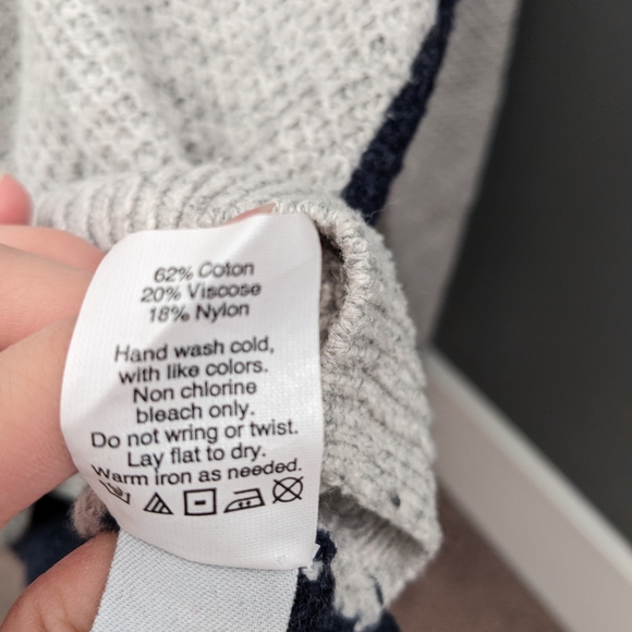 Madewell Backroad Button-Back Sweater in Colorblock - Picture 8 of 9